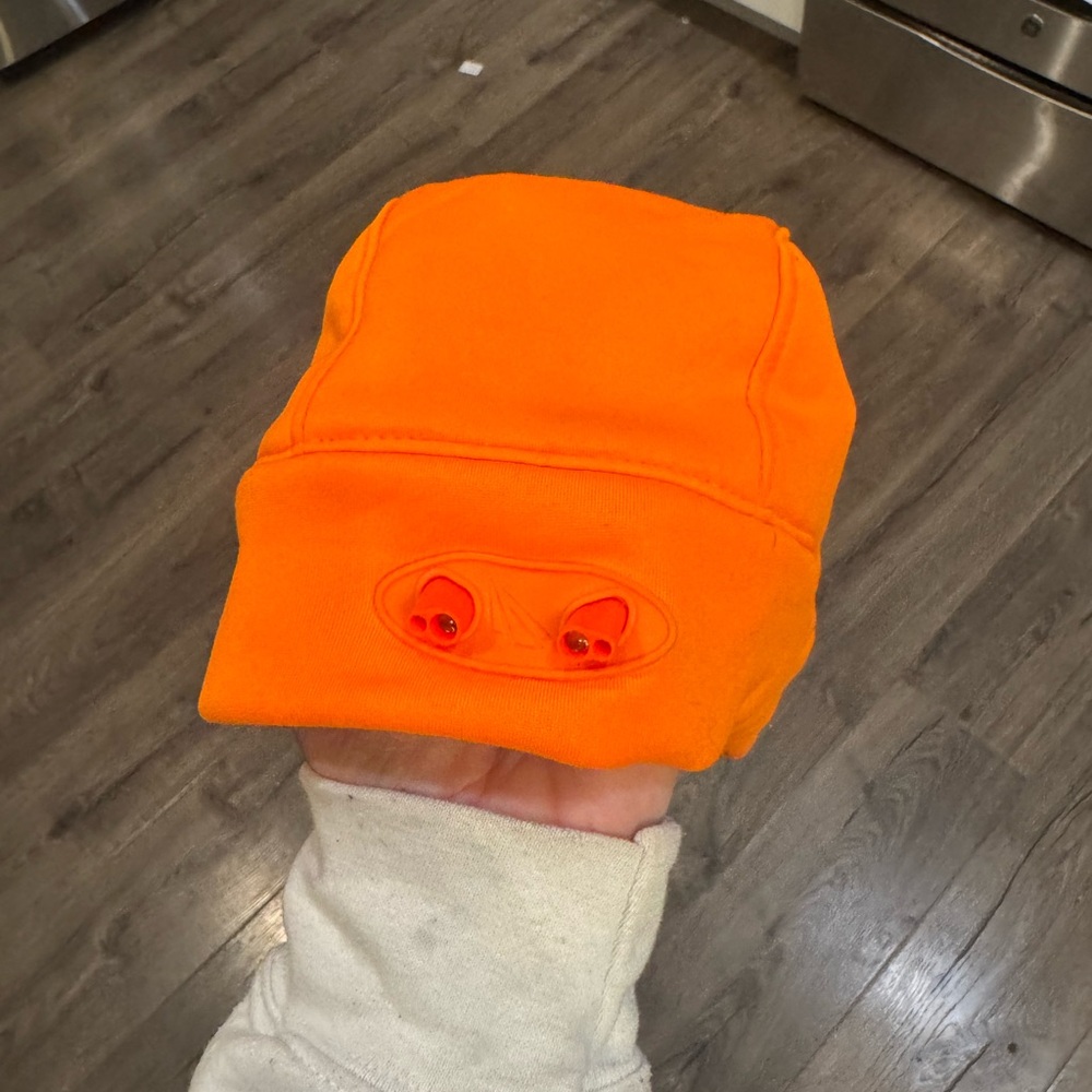 LL BEAN  Beanie w/lights 💡